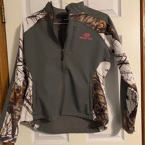 Mossy Oak white camo and gray light jacket